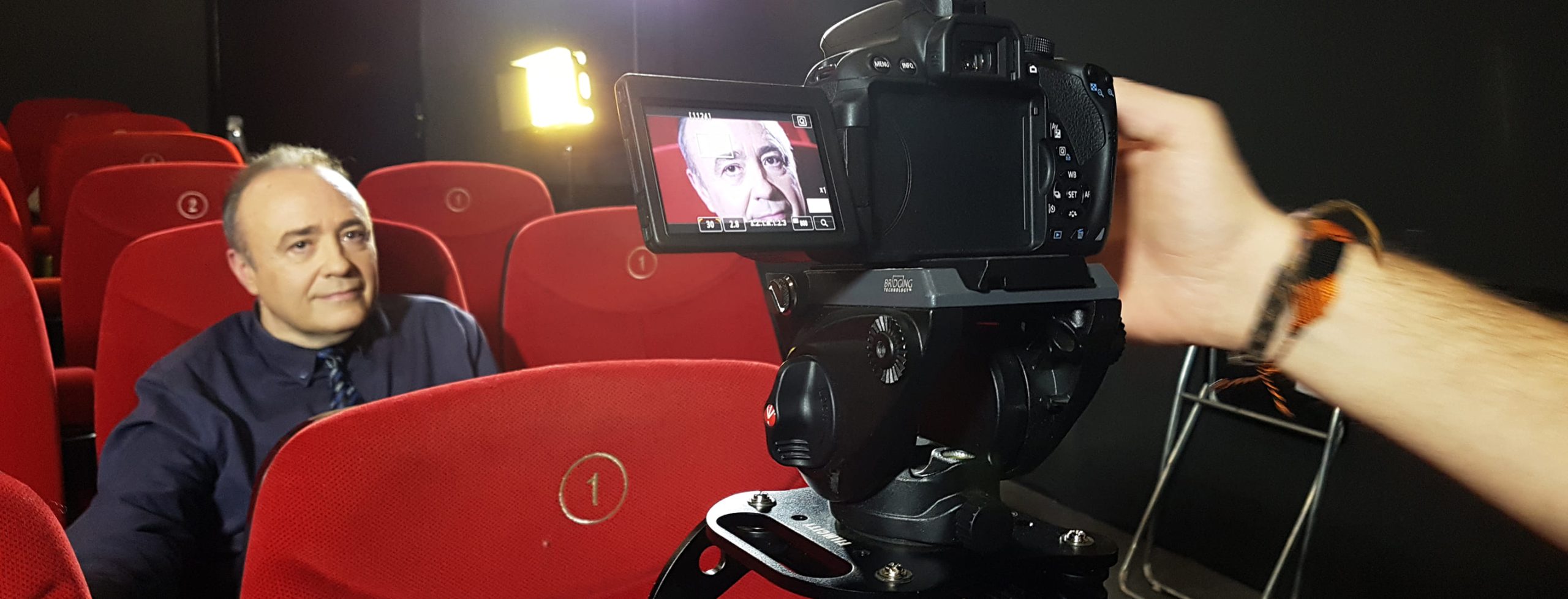 Documental The Magnificent Stranger